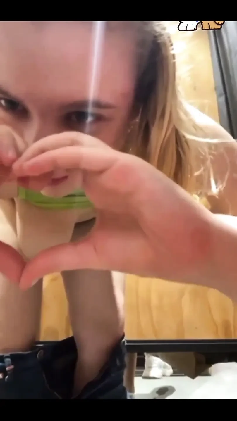 Walking with Vibrator in Pussy in the Public