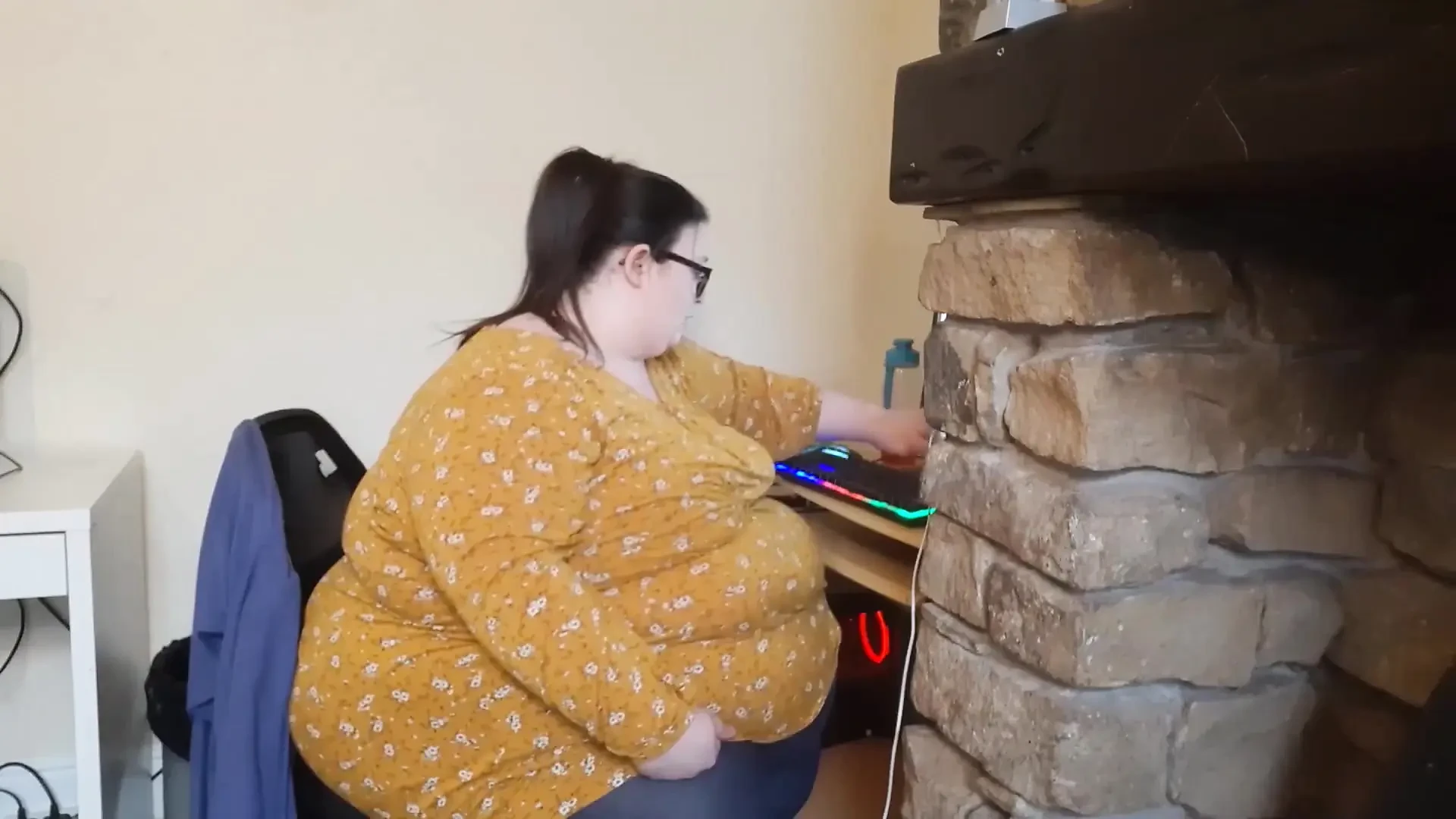 Being the fattest girl at work is a real struggle