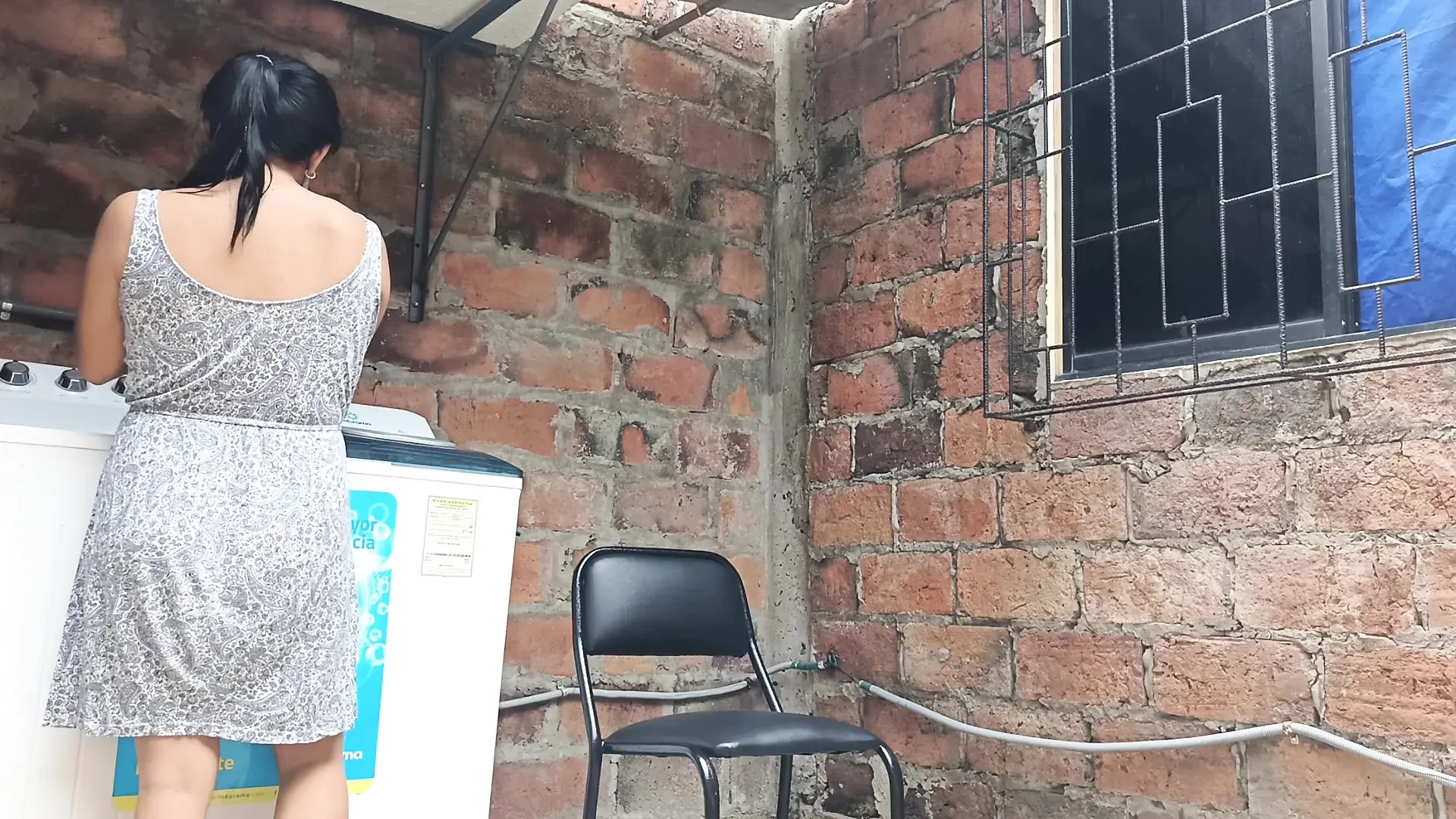 slut in the yard showing her pussy – under her dress