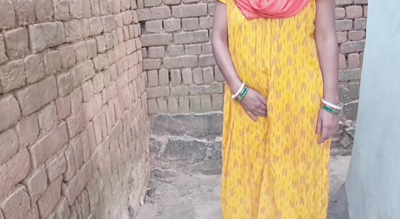 College GF Rides Her BF