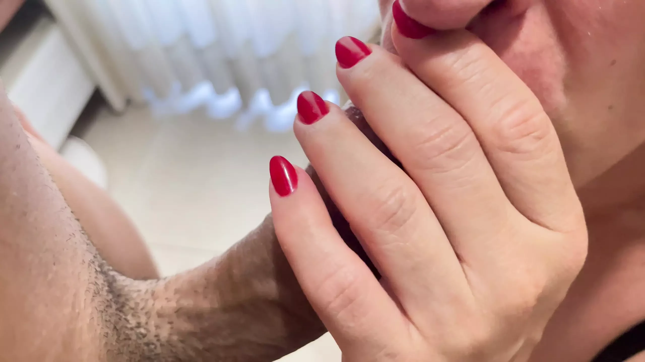 Greedy wife, gives a neat blowjob