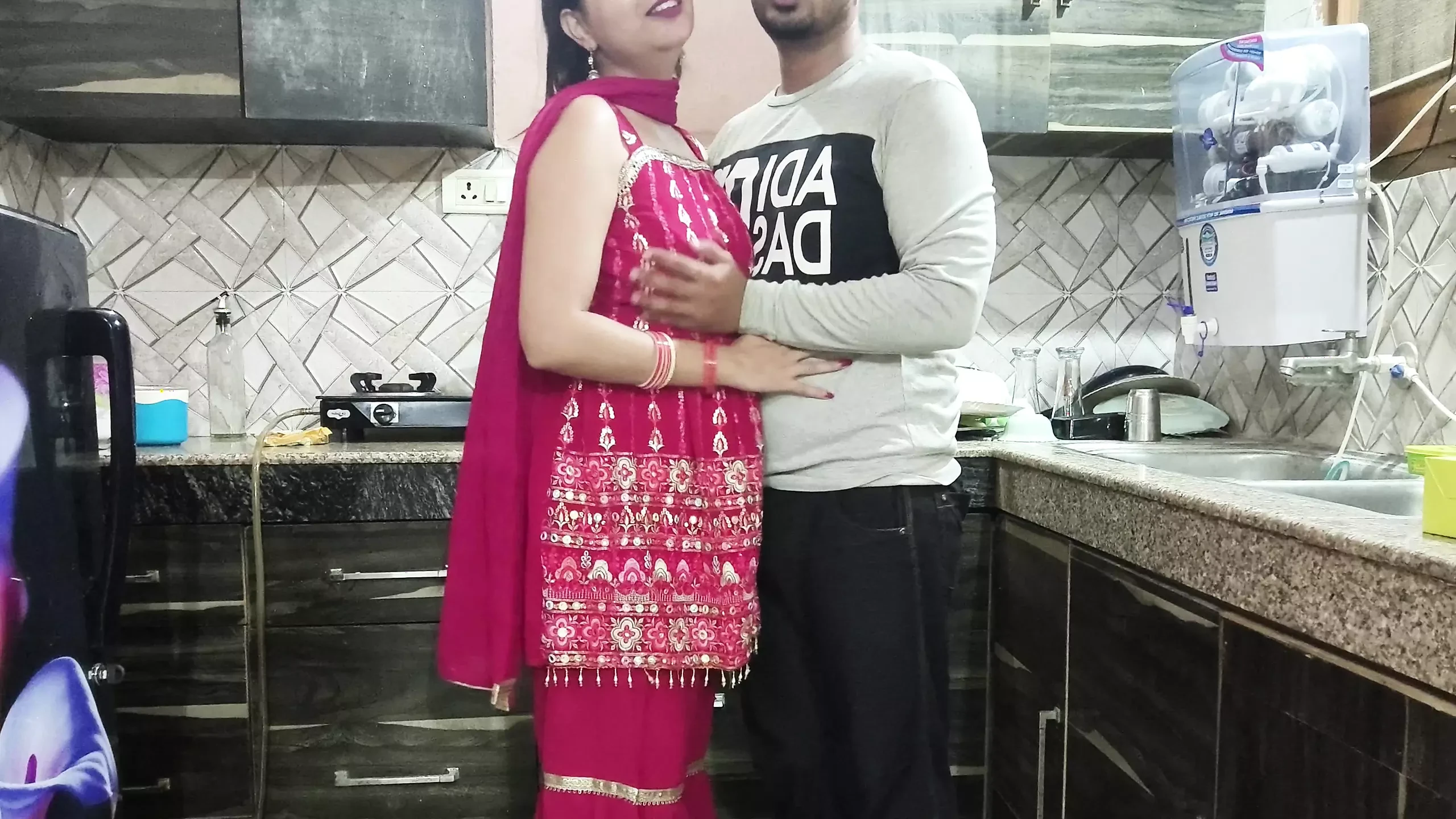Naughty saara bhabhi Teaches fucking to virgin teen devar & devar fucking her so hard that she Ejaculated while fuck in kitchen