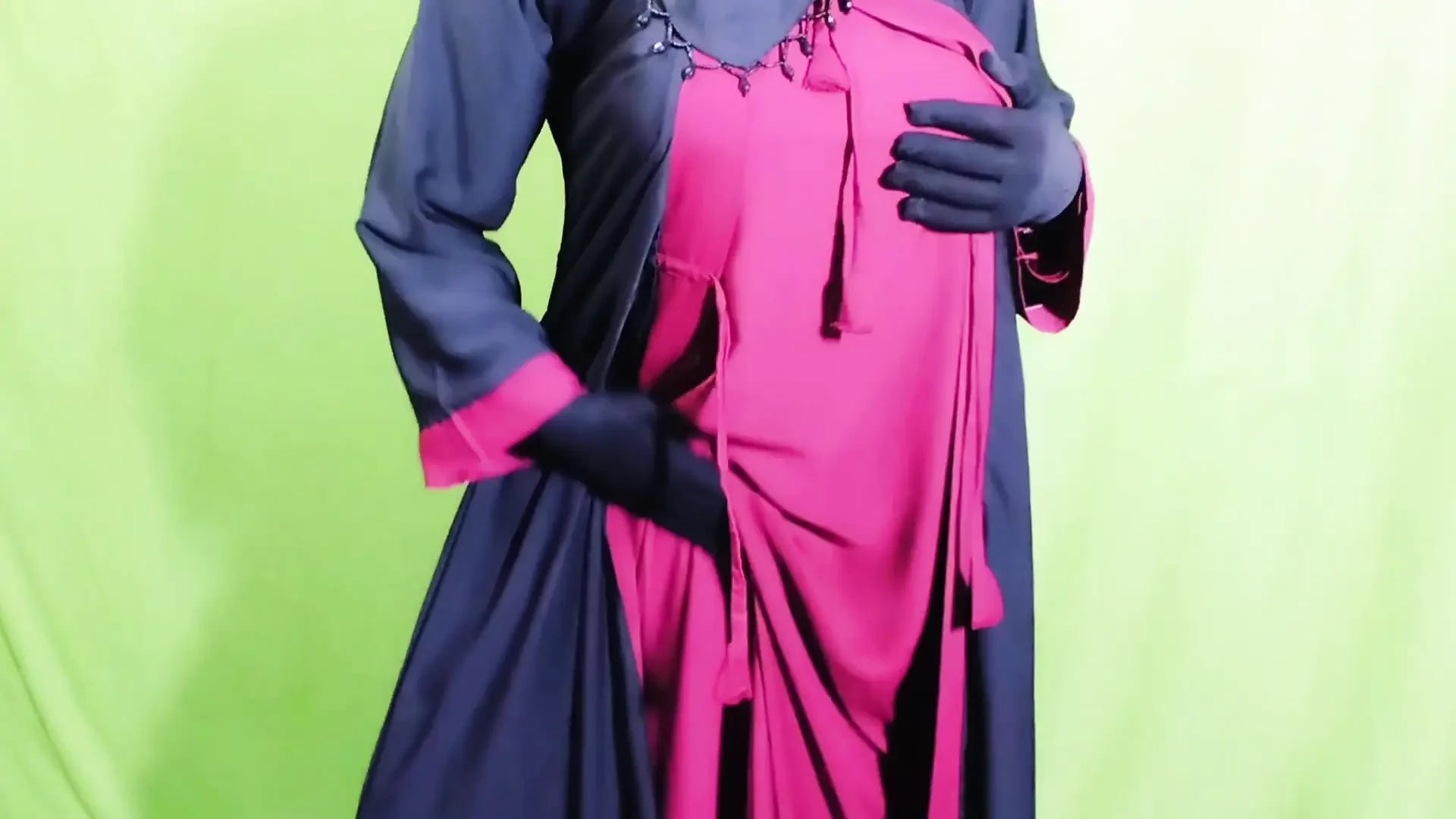 Indian hijabi Muslim Pinki Bhabhi