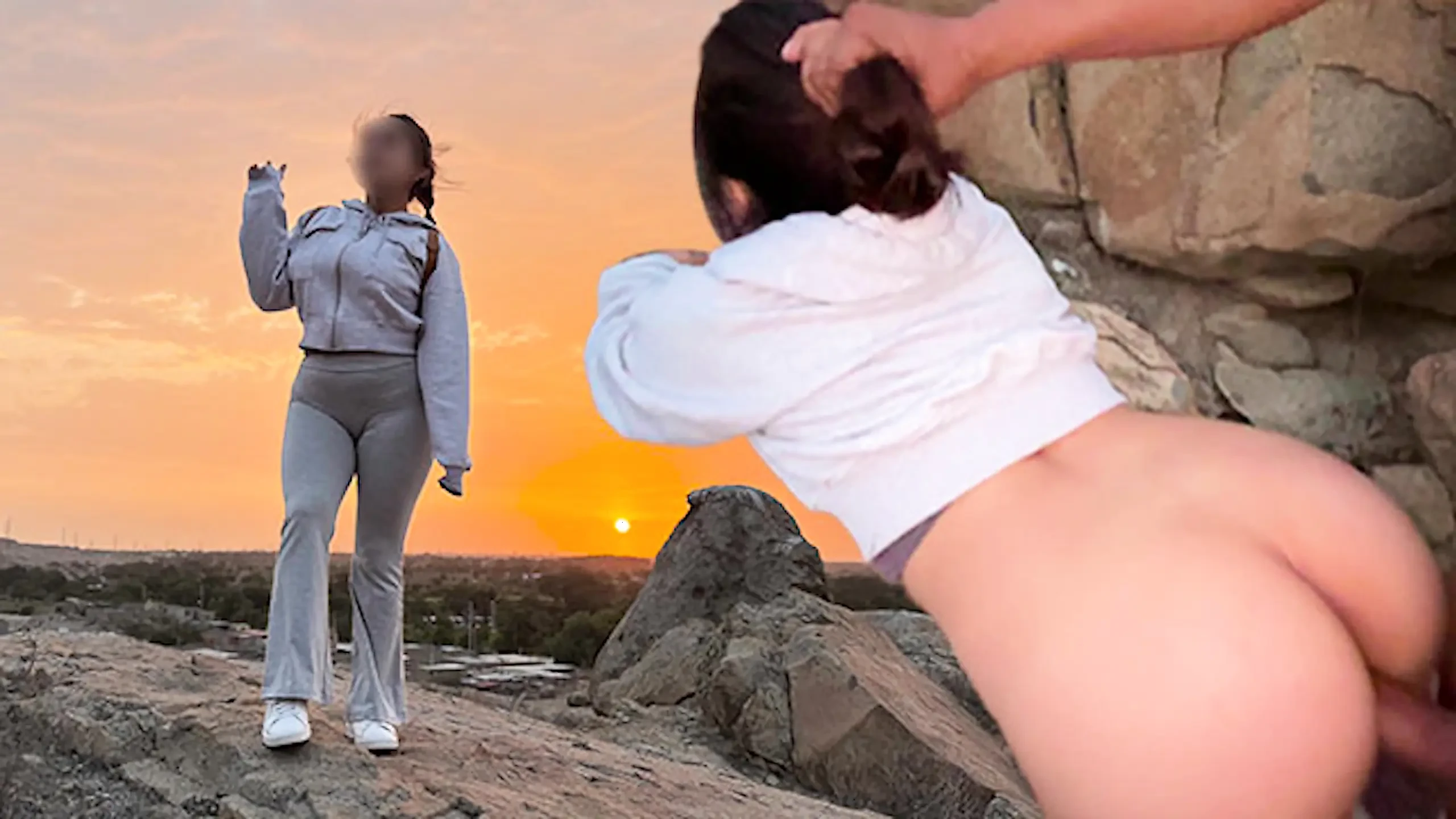 I invited my friend’s girlfriend for a walk to the top of Screaming Mountain