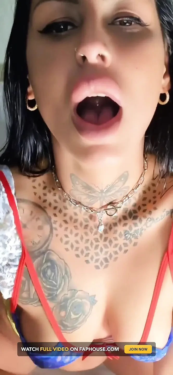 Louise Ebony Dirty Talk Tease!